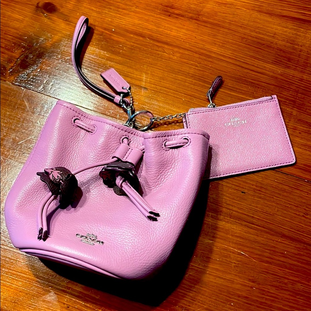 Coach purse and coin purse.